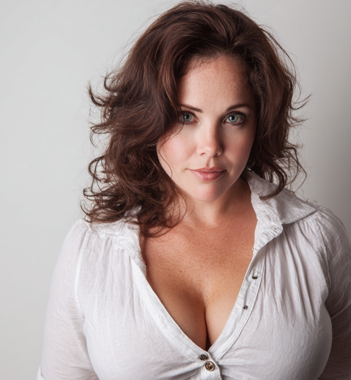 clients-femme-40-50-ans - Magnet bois a Baie Mahault - Optique Carnot