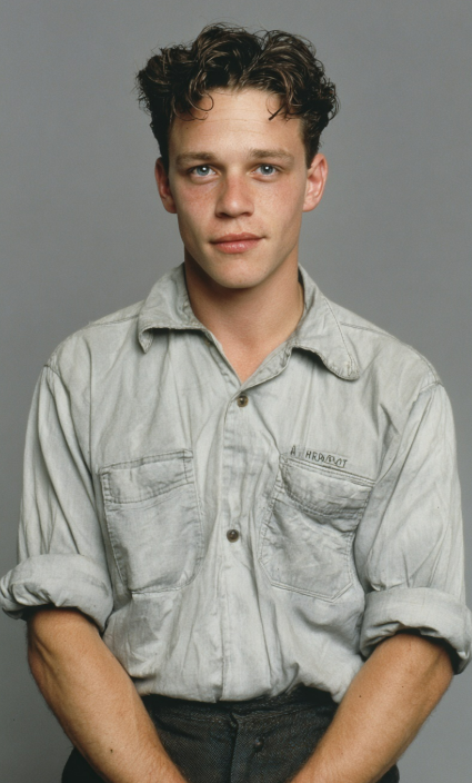 clients-homme-20-30-ans - magnet a Guadeloupe