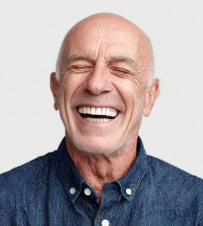 clients-homme-60-70-ans - Magnet bois a Baie Mahault - Optique Carnot