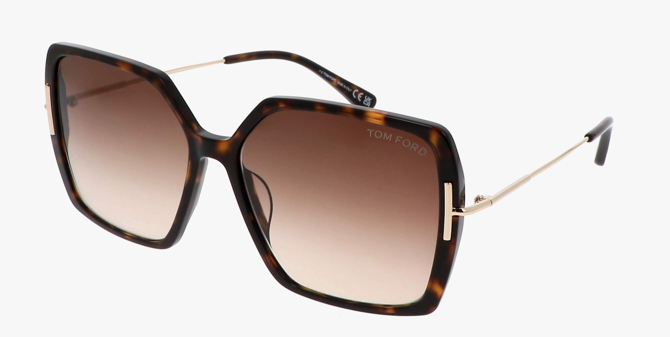 clients-lunettes - Magnet bois a Baie Mahault - Optique Carnot